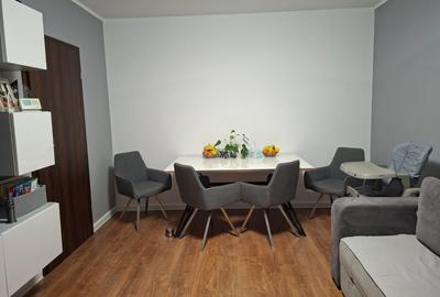 Apartament cu 2 camere decomandat, mobilat în Central