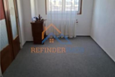 Apartament de vanzare cu 4 camere, zona Mihai Bravu - Baba Novac - 3