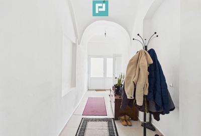 Casa cu 6 camere in zona Central - 3