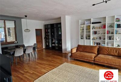 Casă cu 4 camere cu Canalizare în Central - 13