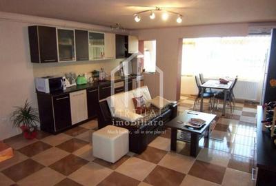 Apartament de vanzare cu 4 camere , 2 bai in s.u. 110 mp.-Valea Aurie