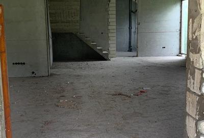 Casă cu 5 camere cu Teren 1000 Mp în Central - 12