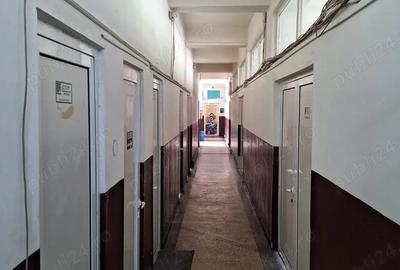 Spațiu comercial, de 13 mp, în Craiovei - 1