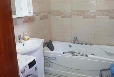 Casa cu 3 dormitoare de inchiriat in zona Iosia(strada Zarandului) - 8