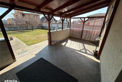 Casă cu 4 camere cu Teren 1000 Mp în Central - 16