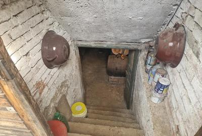 Casă cu 3 camere cu Teren 671 Mp în Central - 1