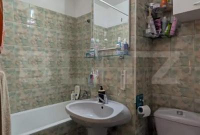 Apartament cu 3 camere decomandat în Micro 4 - 13