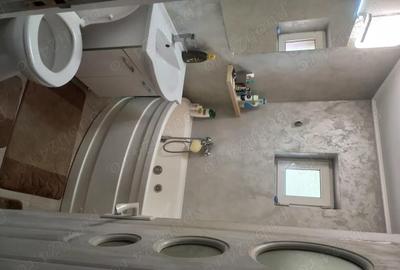 Apartament cu 3 camere decomandat în Central - 1