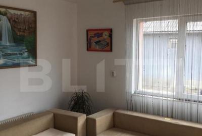 Casă cu 2 camere cu Teren 5600 Mp în Central - 7