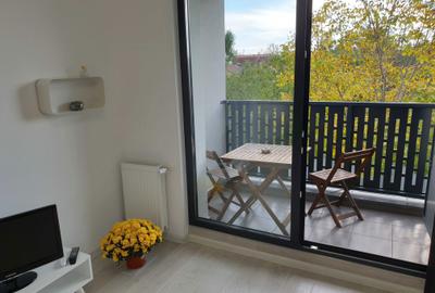 Garsonieră decomandată în Central - 1