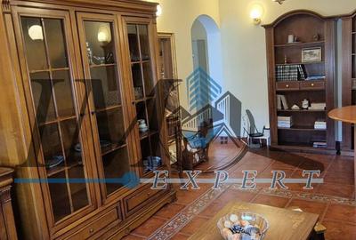 Apartament cu 3 camere decomandat, mobilat în Tolstoi