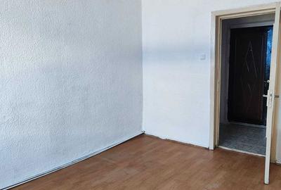 Garsonieră decomandată în Turnișor - 4