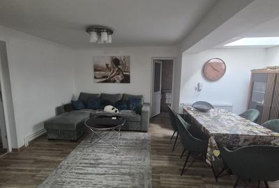 MEDEEA | 4 CAMERE | 2 BAI | CURTE