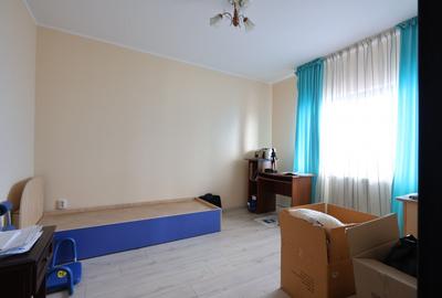 Casa de vanzare in Rediu – Spatiu Generos pentru Doua Familii - 9