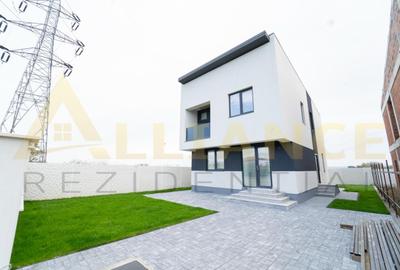 Casă cu 4 camere cu Canalizare în Central