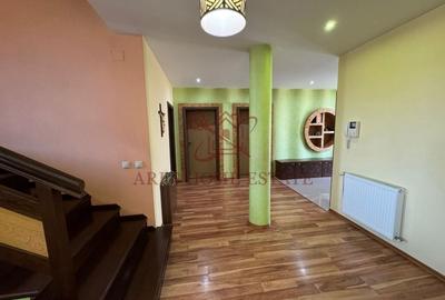 Casă spațioasă, 6 camere, teren 947 mp - Giarmata Vii, comision 0 - 4