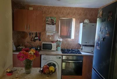 Casă cu 5 camere cu Teren 680 Mp în Km 5 - 5