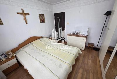 Apartament cu 2 camere semidecomandat în Micro III - 11