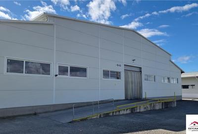 Spațiu comercial, de 1,000 mp, în Central - 2