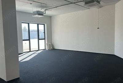 Spațiu comercial, de 146 mp, în Semicentral - 11