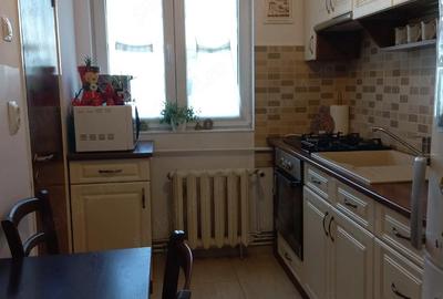 Apartament cu 4 camere decomandat în Central - 8