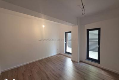 Apartament cu 4 camere în Central - 1