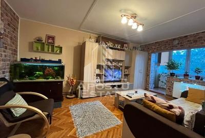 Apartament cu 3 camere, decomandat, 2 bai , 2 balcoane,zona Soarelui - 3