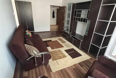 Apartament 4 camere, cu Centrala. Zona Panselelor. Aparatorii Patriei.