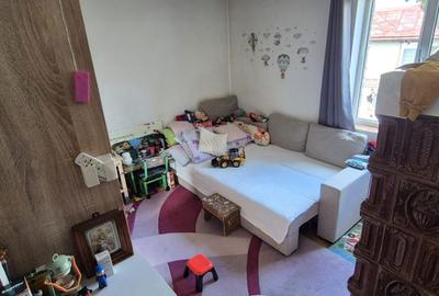 Apartament cu 2 camere decomandat în Roșu - 7