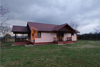 Casă individuală cu 3 camere cu Teren 1385 Mp în Săpoca - 3