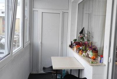 Apartament cu 3 camere decomandat în Florești - 1