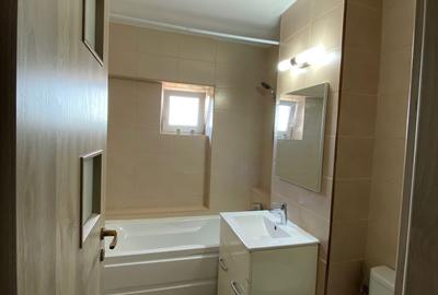 Apartament cu 3 camere decomandat în Central - 8