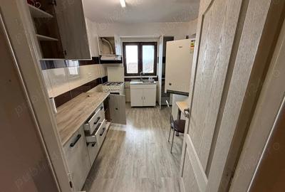 Apartament cu 3 camere decomandat în Central - 4