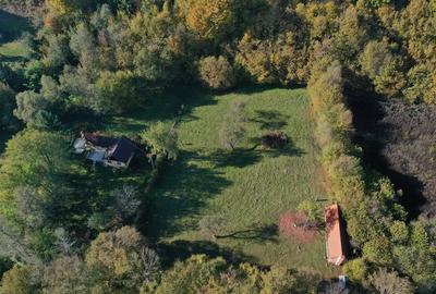 Teren Construcții intravilan de 1300 mp, în Sud-Est