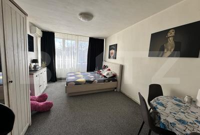 Garsonieră decomandată, mobilată în Calea București