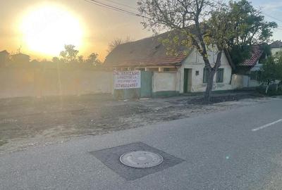 Teren de 1283 mp, în Central - 3