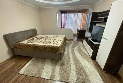 Apartament cu 2 camere în Apărătorii Patriei