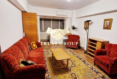 Apartament cu 3 camere semidecomandat în Banu Manta