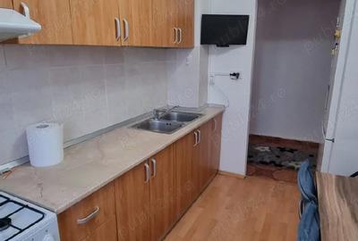 Apartament cu 2 camere decomandat în 1 Mai - 2