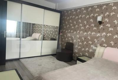 Casă cu 5 camere cu Teren 300 Mp în Central - 2