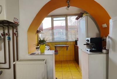 Apartament cu 3 camere decomandat, mobilat în Aradului - 2