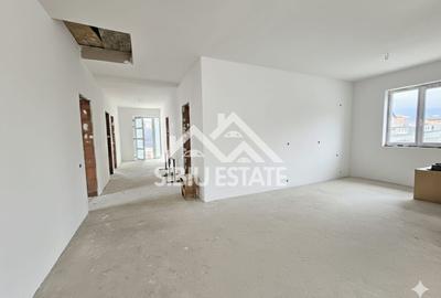 Casă individuală cu 4 camere cu Canalizare în Est - 2