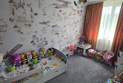 Apartament cu 3 camere semidecomandat în Sârbi - 1