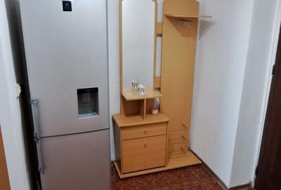 Apartament cu 2 camere semidecomandat în Șagului