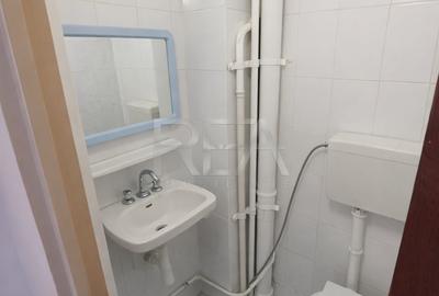Apartament cu 4 camere decomandat, mobilat în Costin Georgian - 9