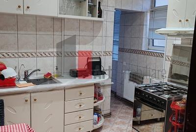 Vasile Lascar apartament 4 camere cu centrala Vasile Lascar apartament 4 camere cu centrala - 11