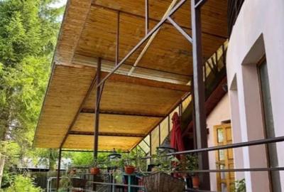 Casă cu 7 camere cu Teren 297 Mp în Central - 7
