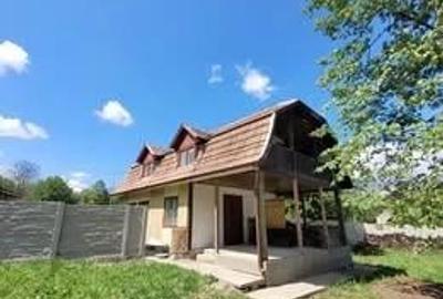 Casă cu 2 camere cu Teren 3000 Mp în Sud - 3