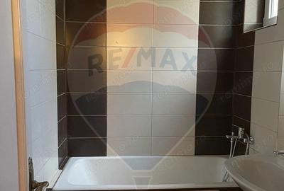 Apartament cu 3 camere de inchiriat in zona Rovine - 4