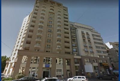 Birou, de 80 mp, în Națiunile Unite - 2